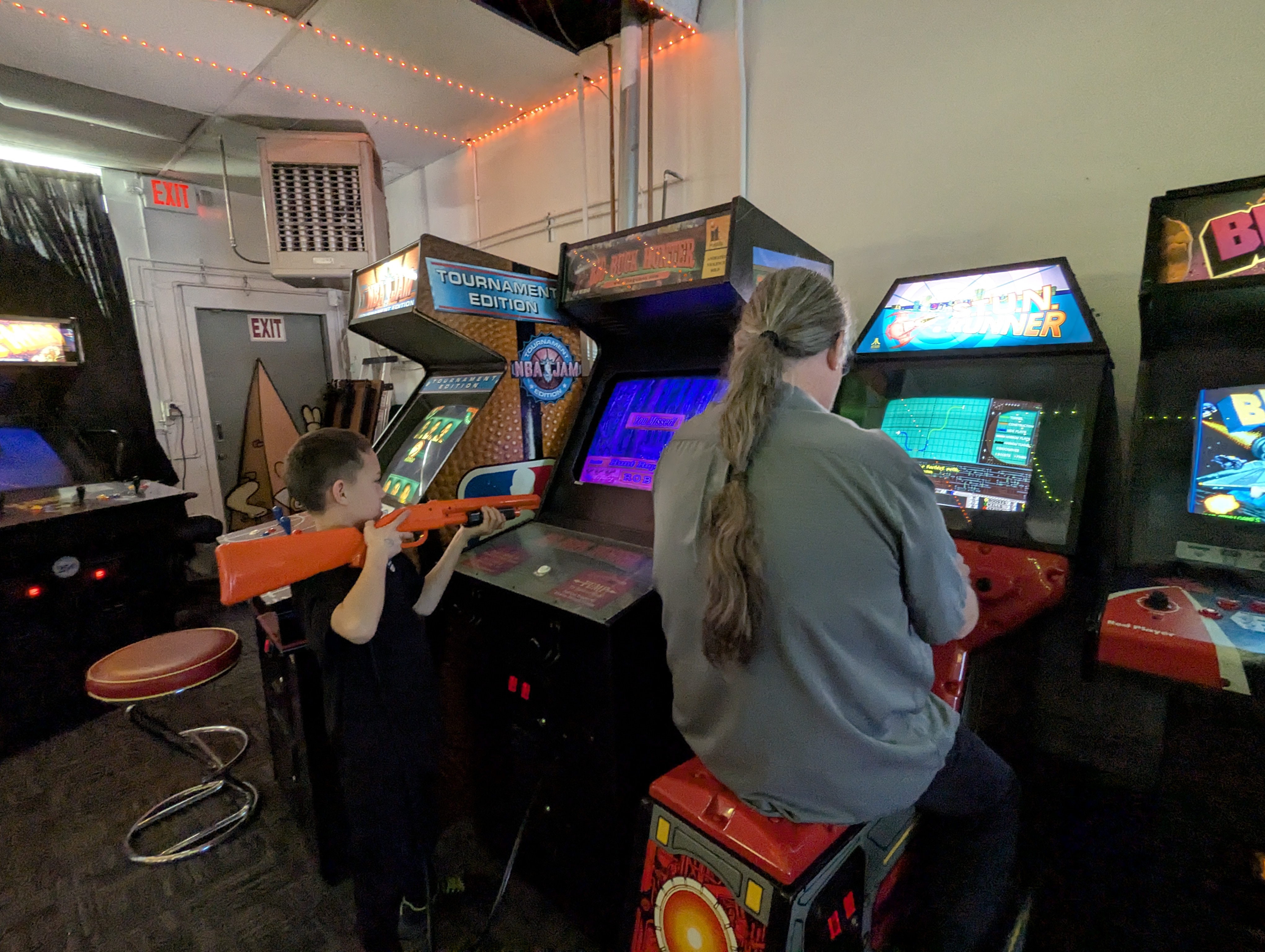 Michael Sanders, Robert O'Hare, Arcade